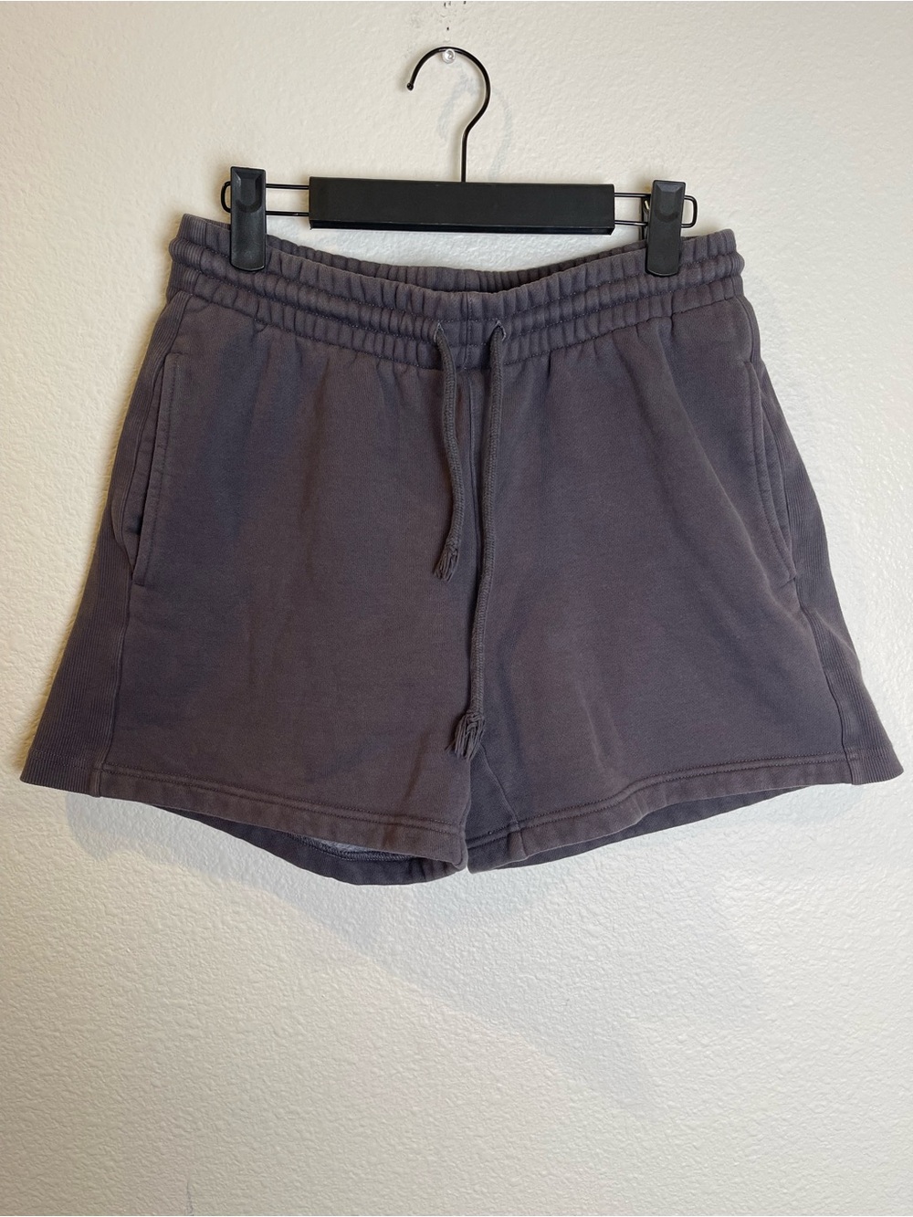 Aritzia Tna Cozy Fleece Grey Boyfriend Sweatshorts Sizs Small